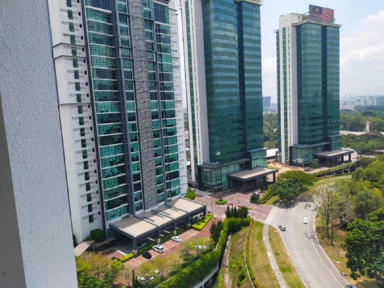 Shaftesbury Residences Cyberjaya Studio Suites Free Parking 外观 照片